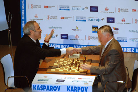http://www.chessbase.com/news/2009/events/valencia28.jpg