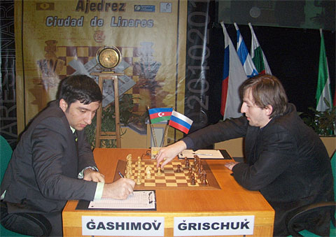http://www.chessbase.com/news/2010/linares/linares14.jpg