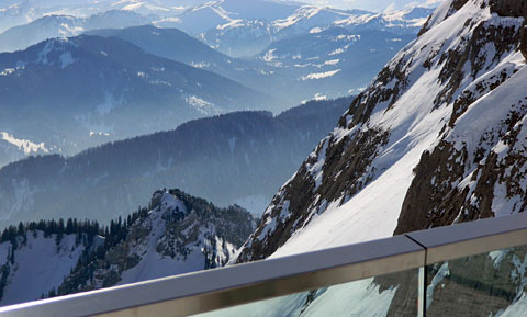 montañas nevadas en Suiza