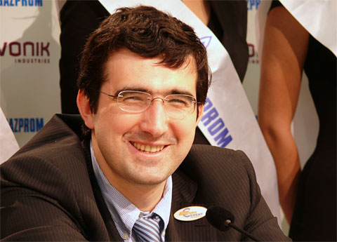 Kramnik in a good mood after win. Photo by Frederic Friedel (Chessbase).