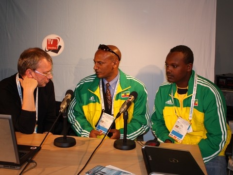 André Schulz of ChessBase TV interviewing two Ethiopian players.