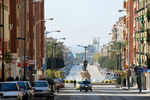Main Street in Linares. Photo by Nadja Woisin.