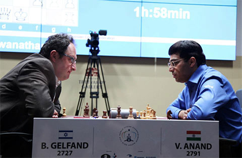 Gelfand and Anand square off in last game of the match before playoffs. Photo by Anastasya Karlovich.